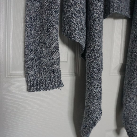 Blue knit asymmetrical cardigan - Picture 3 of 5